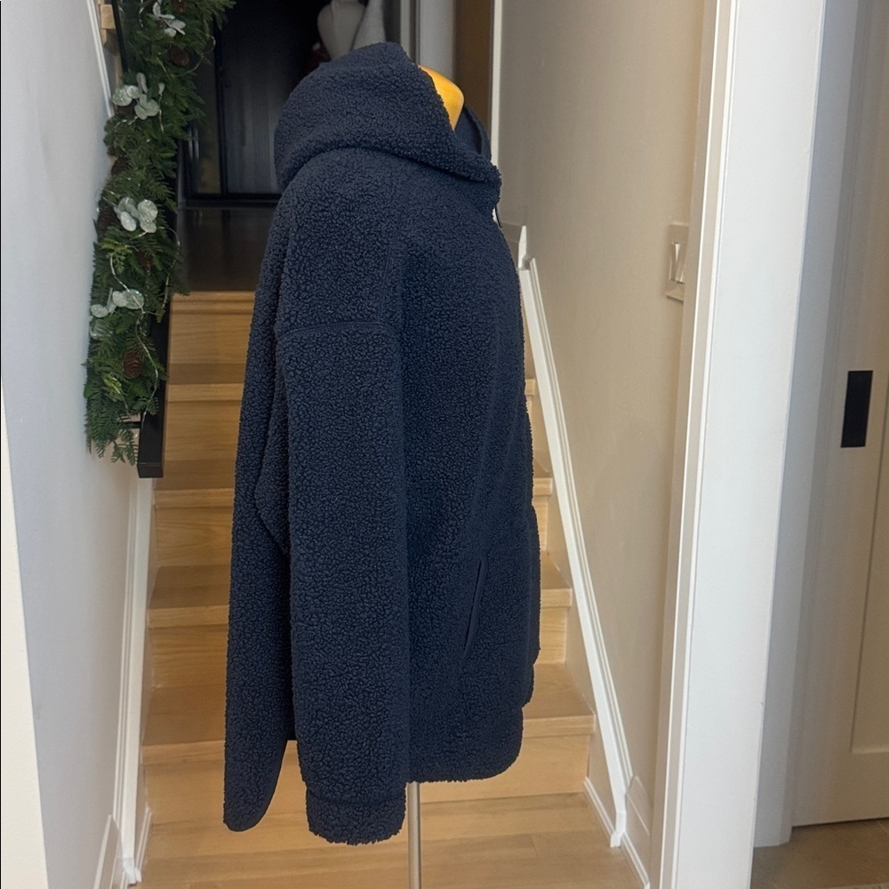 Old Navy Men's Sherpa 1/2 Zip Navy Hooded Sweater L - Picture 2 of 5